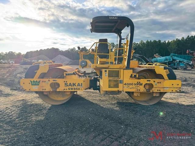 Image of Sakai SW850 equipment image 4