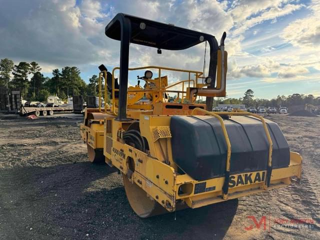 Image of Sakai SW850 equipment image 3