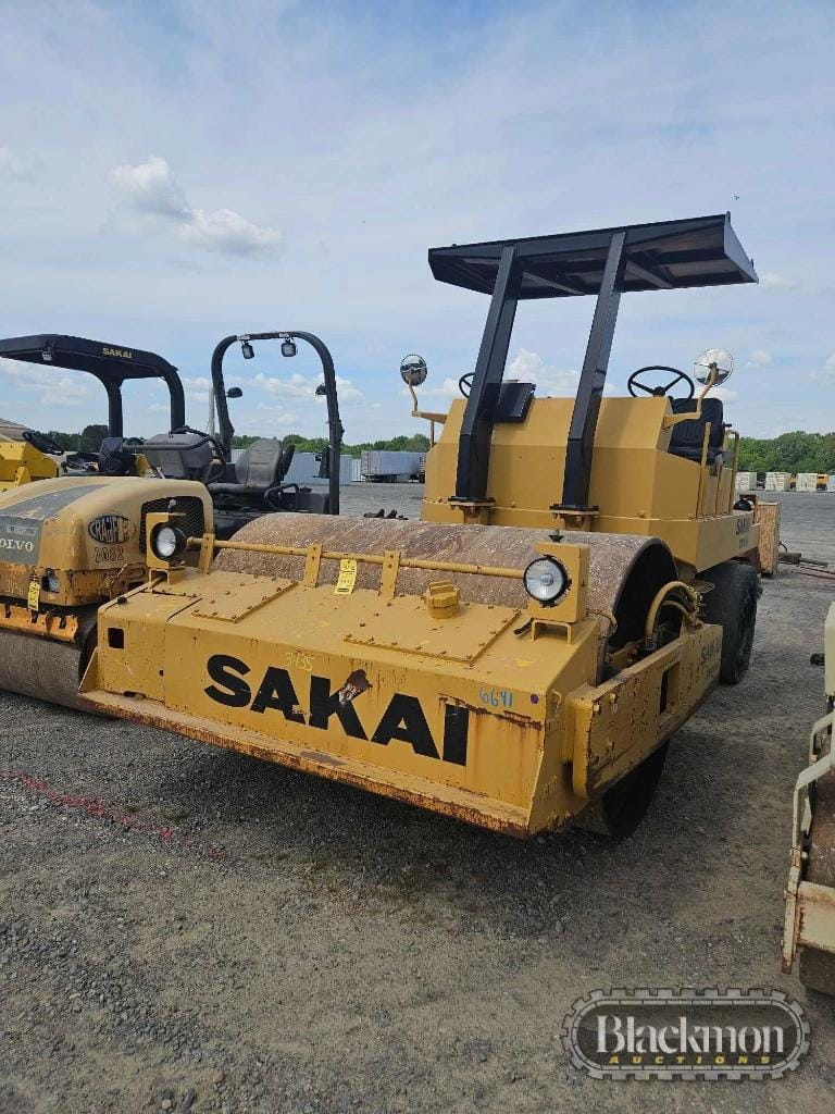 Sakai TW100 Equipment Image0