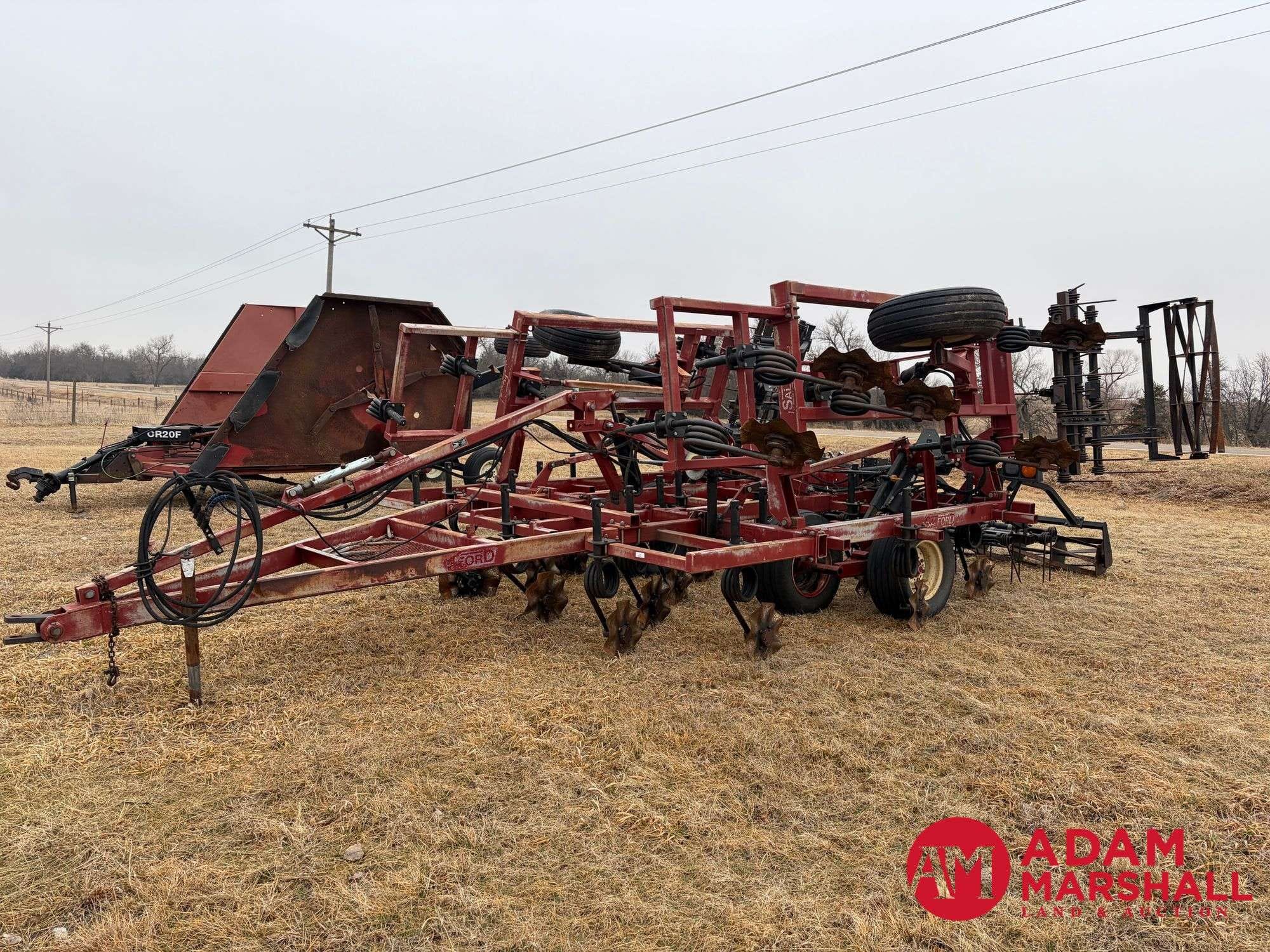 Salford 450 Equipment Image0