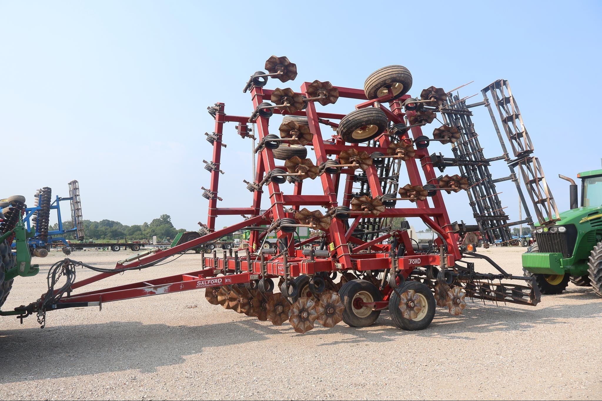Salford 570 Equipment Image0