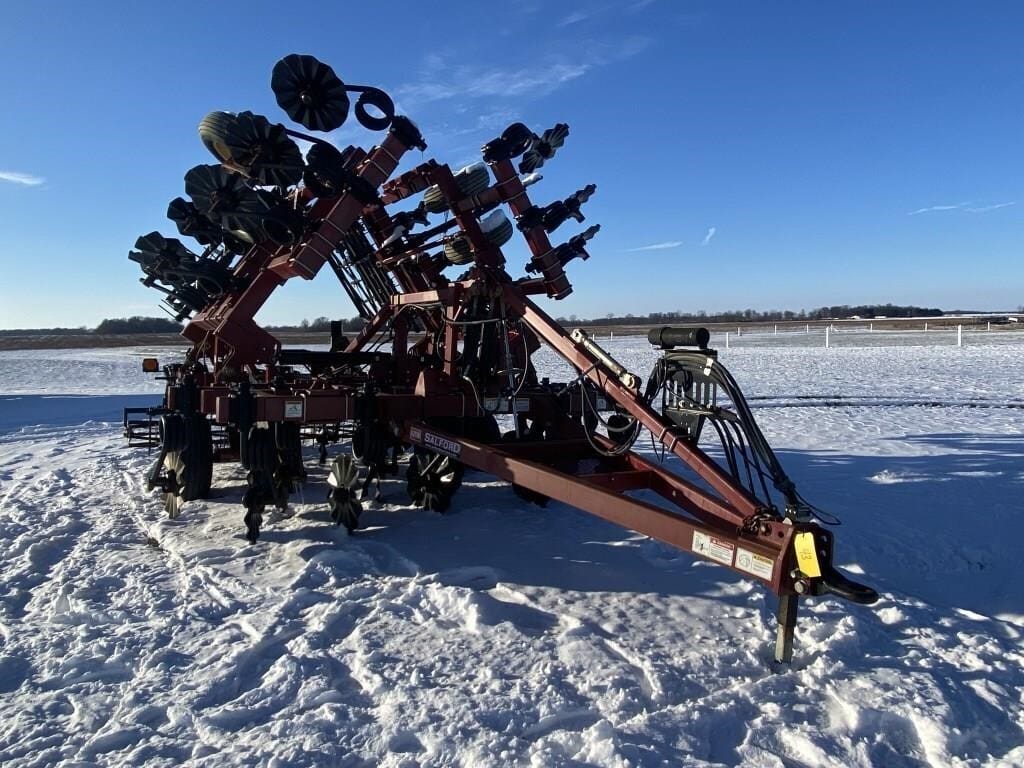 Salford I-2124 Equipment Image0