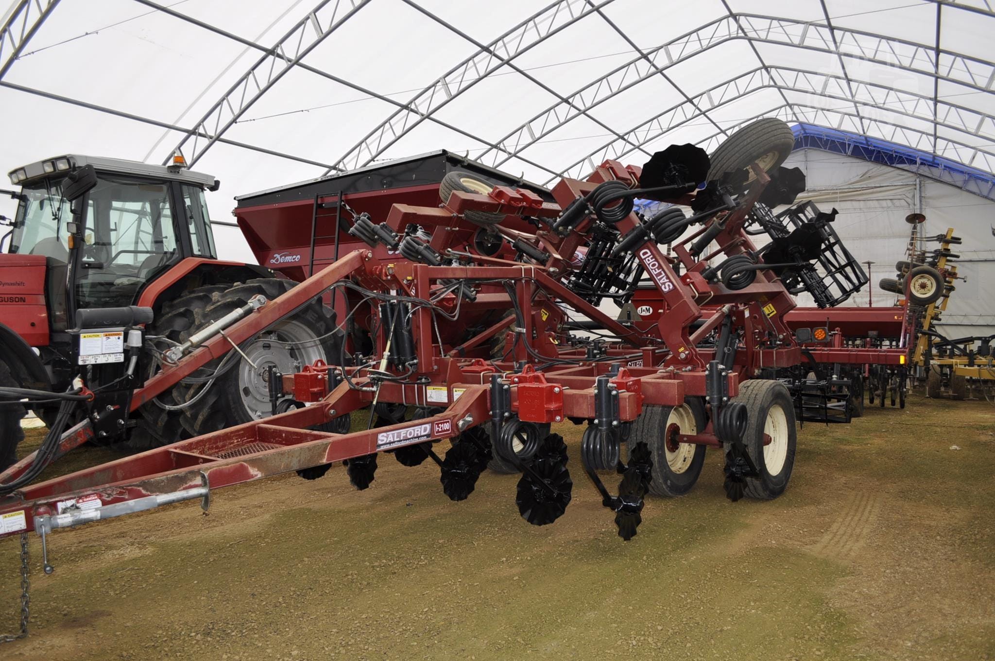 Salford I-2118 Equipment Image0