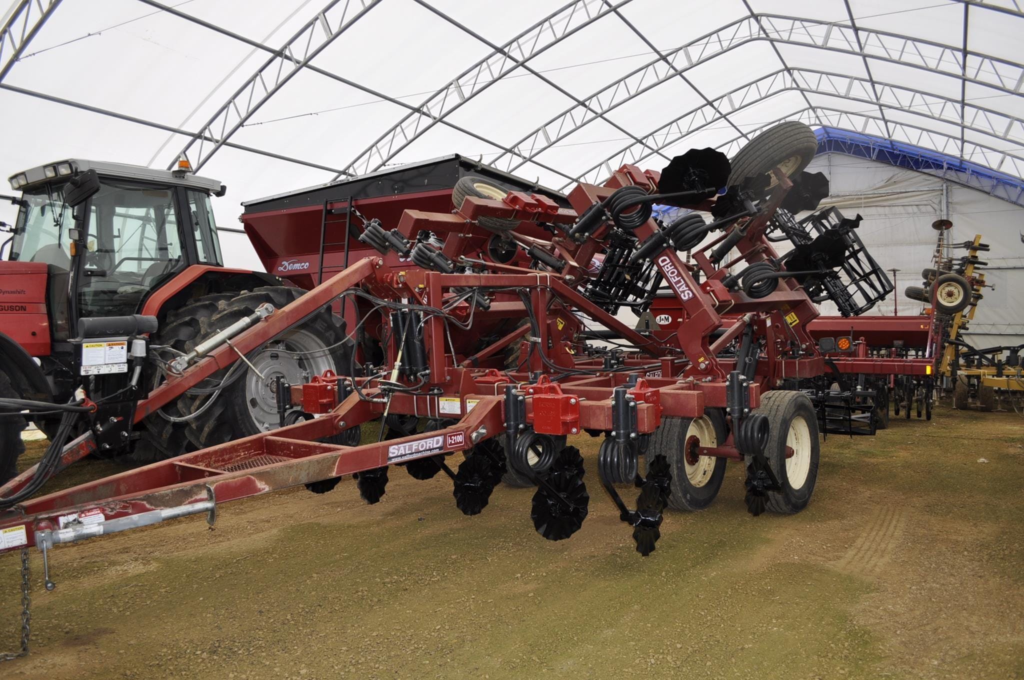 Salford I-2118 Equipment Image0