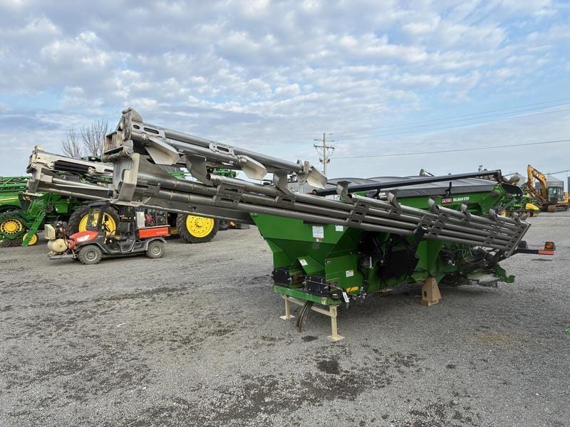 Salford Valmar 6700 Equipment Image0