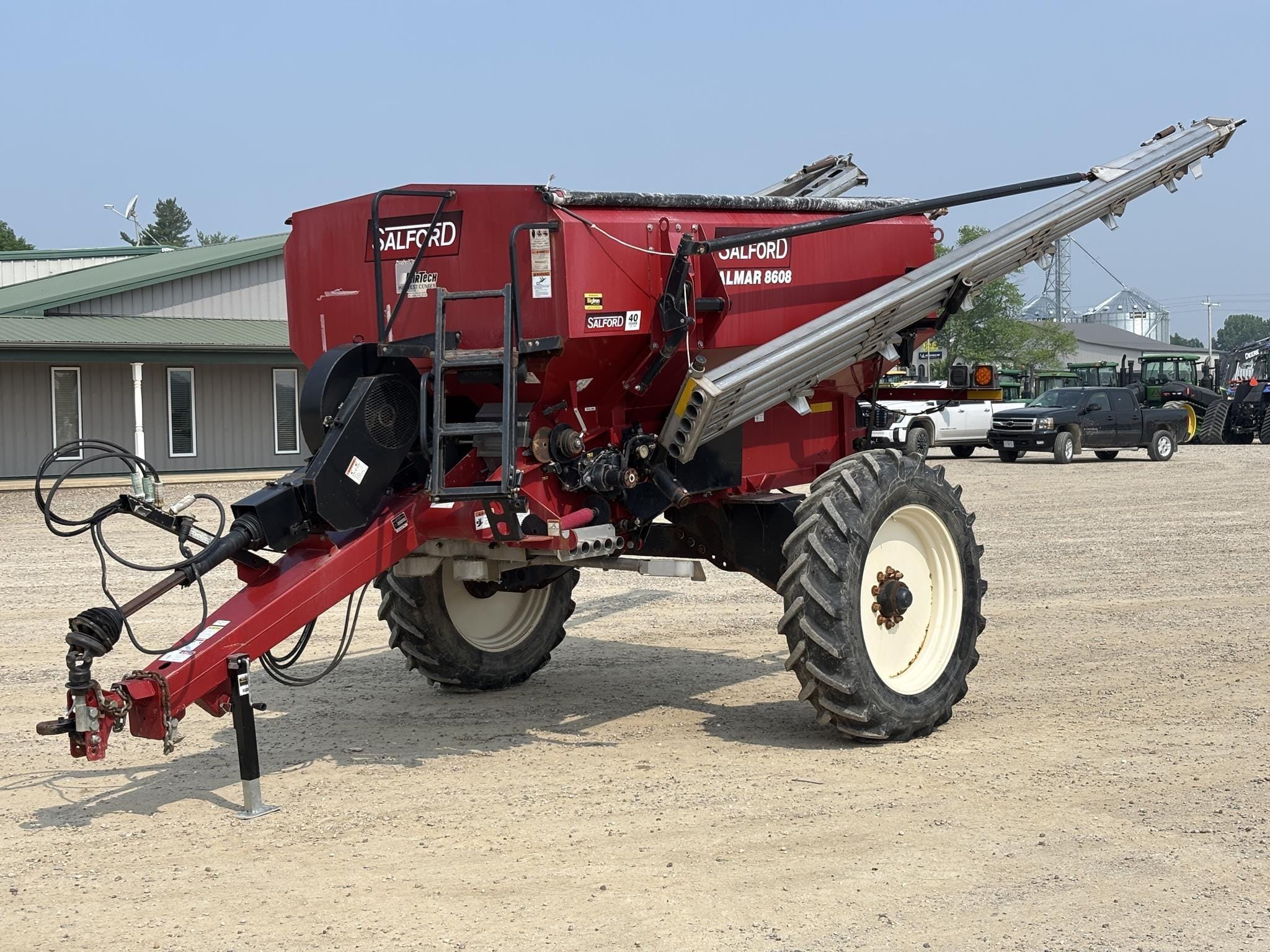 Salford Valmar 8608 Equipment Image0