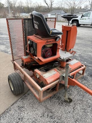 Image of Salsco Greens Roller equipment image 3