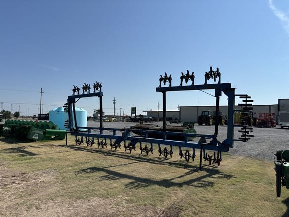 Sam Stevens 18RW Sandfighter Equipment Image0