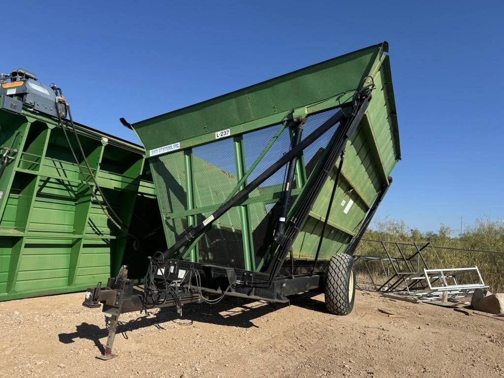 Main image Sam Stevens L237