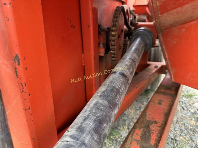 Image of Savage 8261 equipment image 3