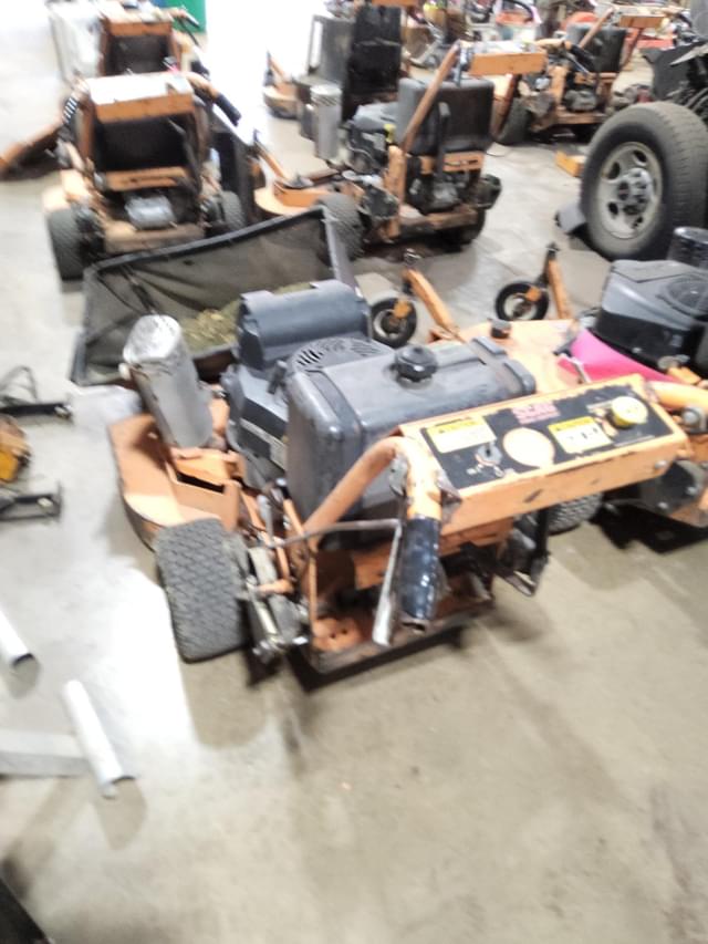 Image of Scag Advantage equipment image 2