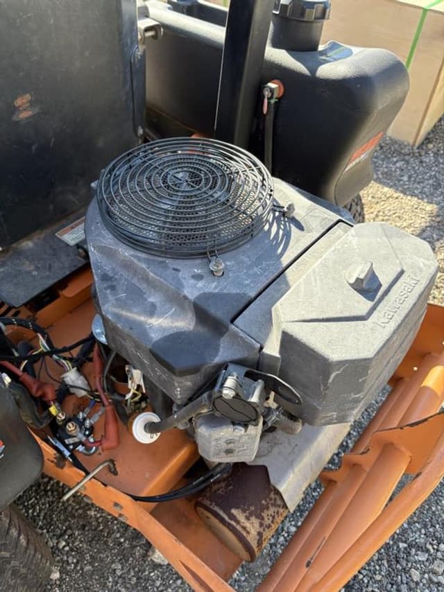 Image of Scag Freedom Z equipment image 4