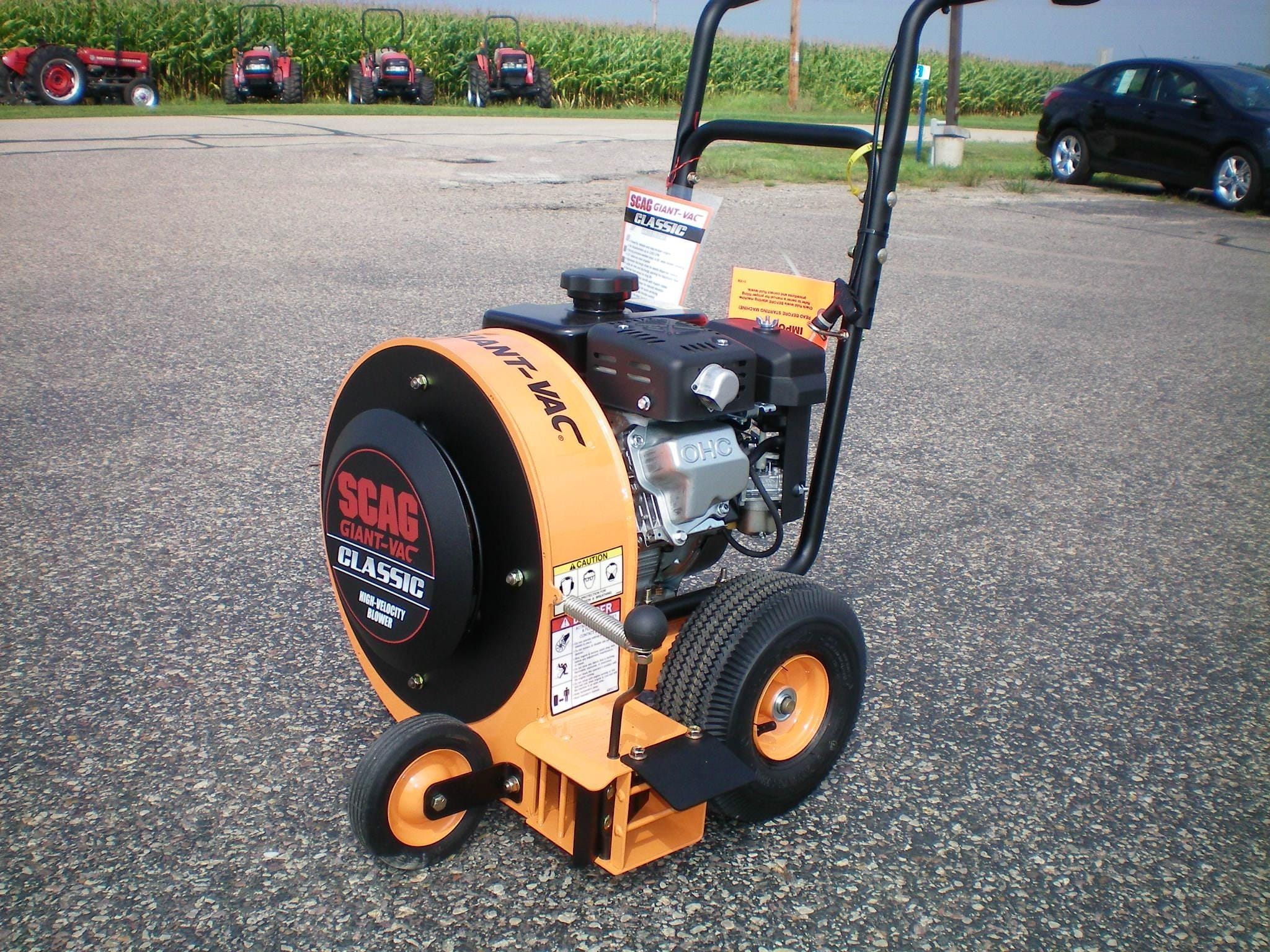 Scag Giant-Vac Equipment Image0