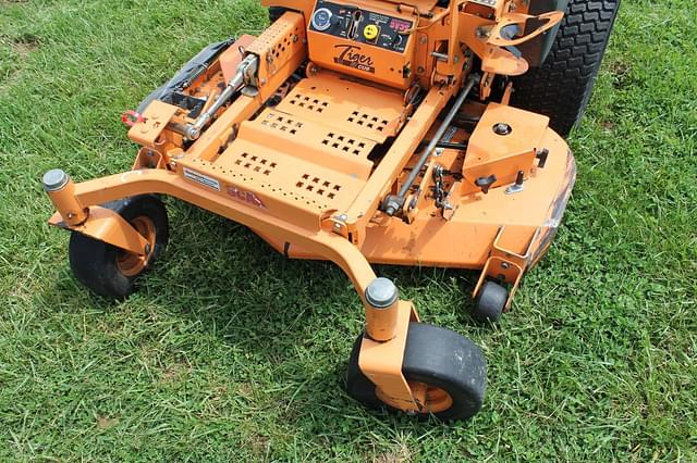 Image of Scag Tiger Cub equipment image 3