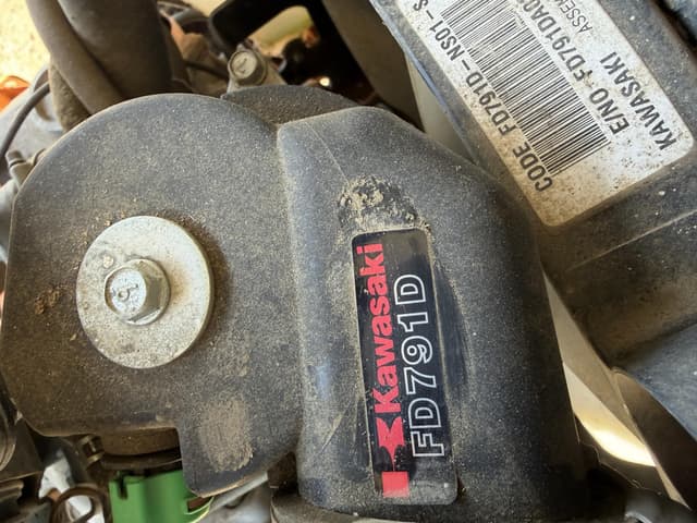 Image of Scag STT61V-29DFI equipment image 4