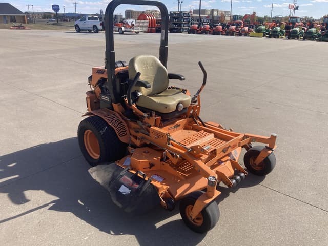 Image of Scag STT61V26DFI equipment image 3