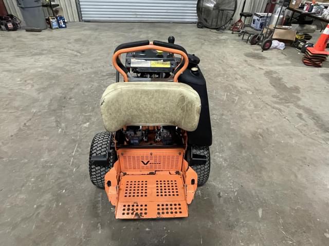 Image of Scag V-Ride equipment image 4