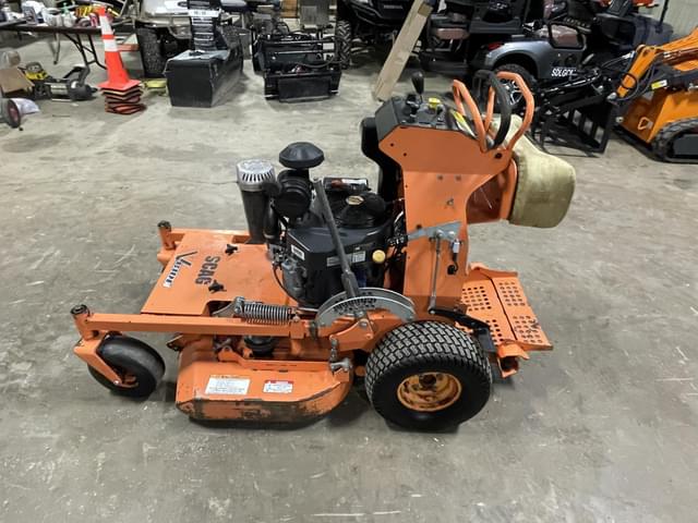 Image of Scag V-Ride equipment image 2