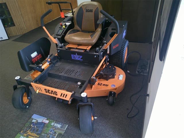 Image of Scag Liberty-Z equipment image 2