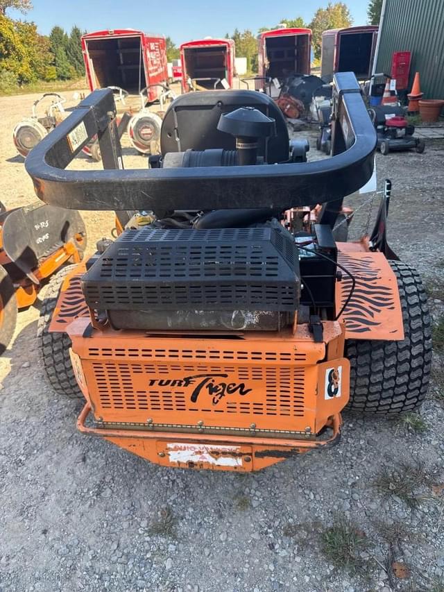 Image of Scag Turf Tiger equipment image 4