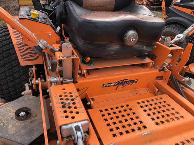 Image of Scag Turf Tiger II equipment image 2