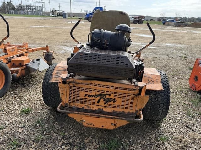 Image of Scag Turf Tiger equipment image 4