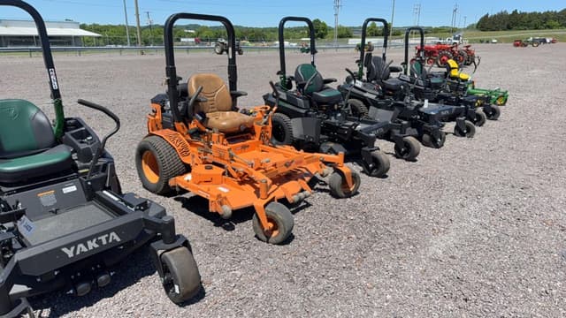 Image of Scag Turf Tiger equipment image 2