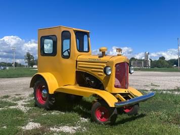 Main image Minneapolis-Moline UDLX