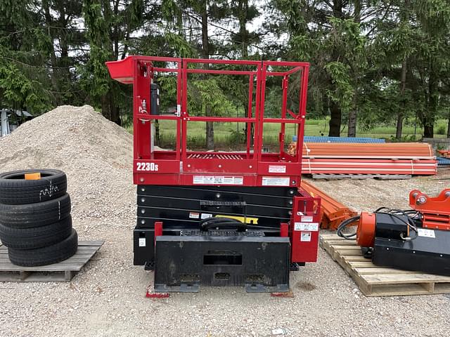 Image of Skid-Lift 2230S equipment image 1