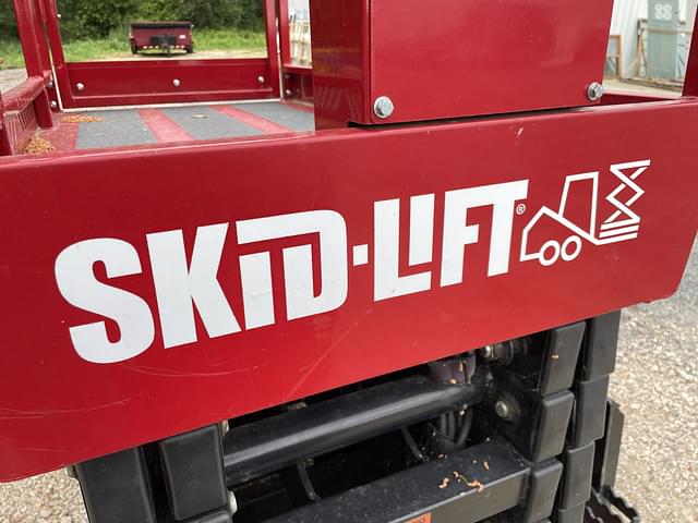 Image of Skid-Lift 2230S equipment image 4