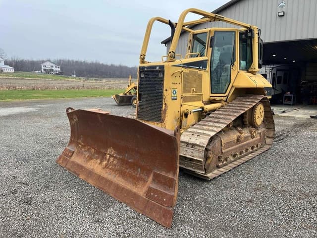 Image of Caterpillar D6N XL equipment image 2