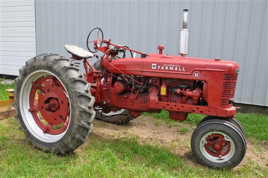 Image of Farmall H Primary image
