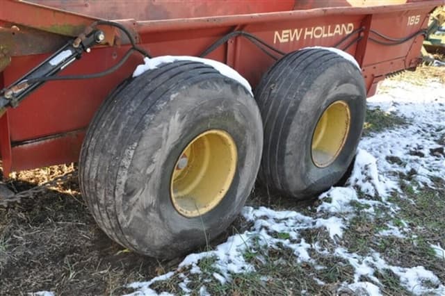 Image of New Holland 185 equipment image 3