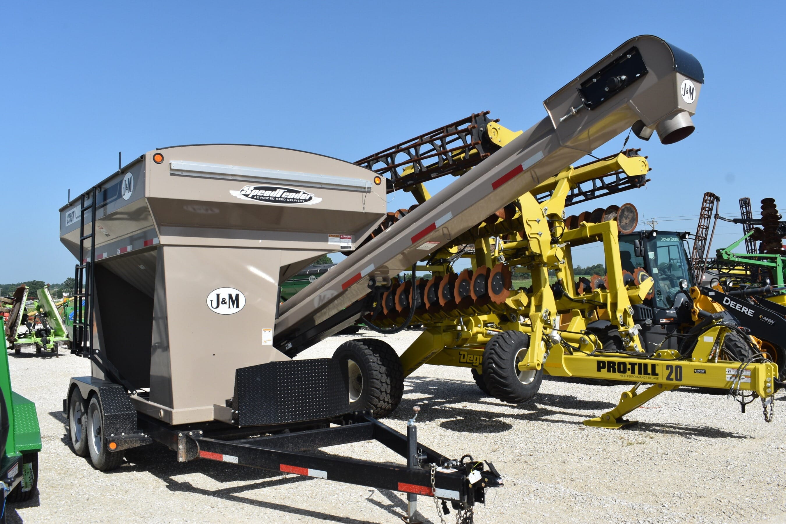 J&M 275ST Equipment Image0
