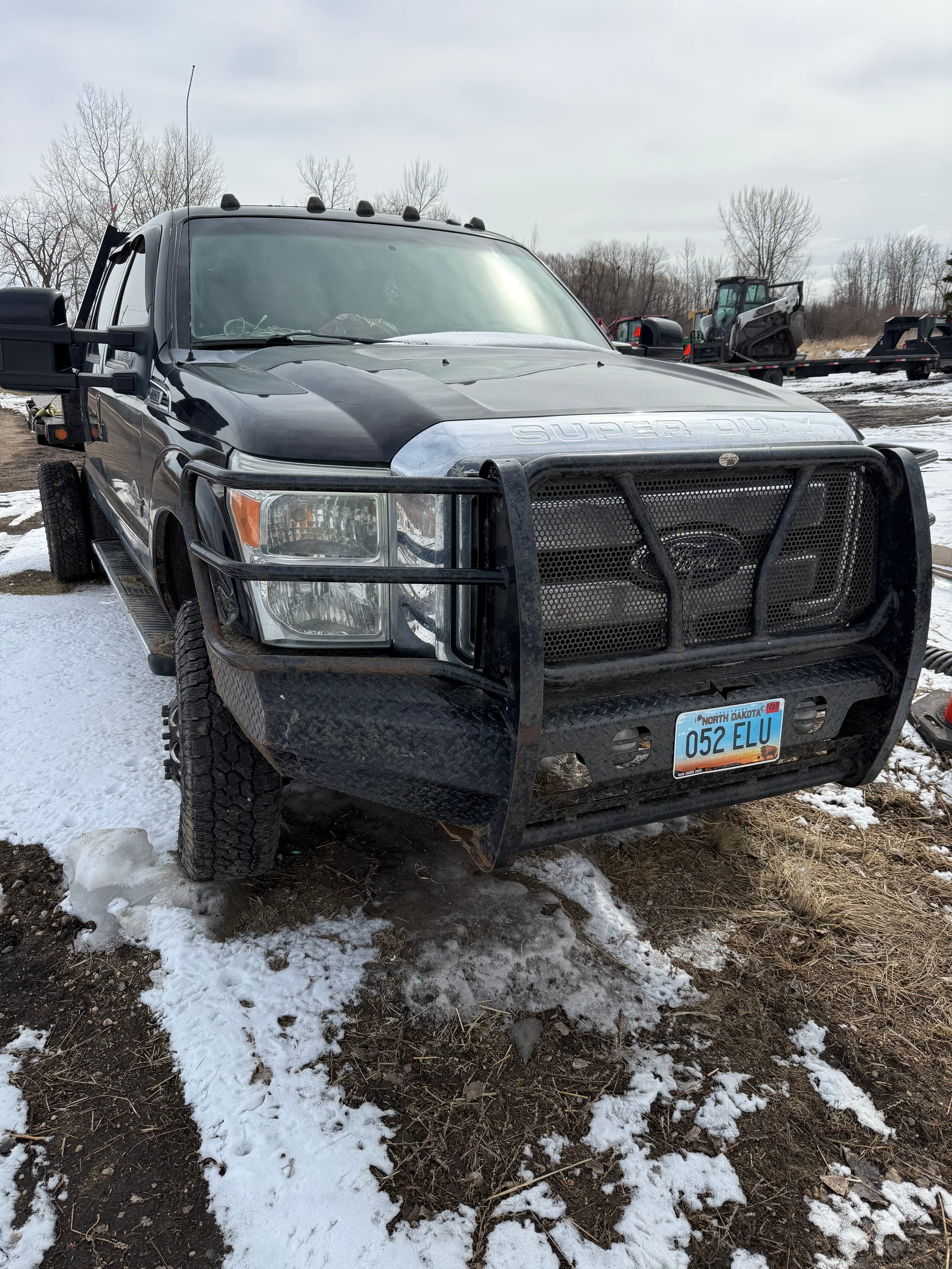 2011 Ford F-350 Equipment Image0