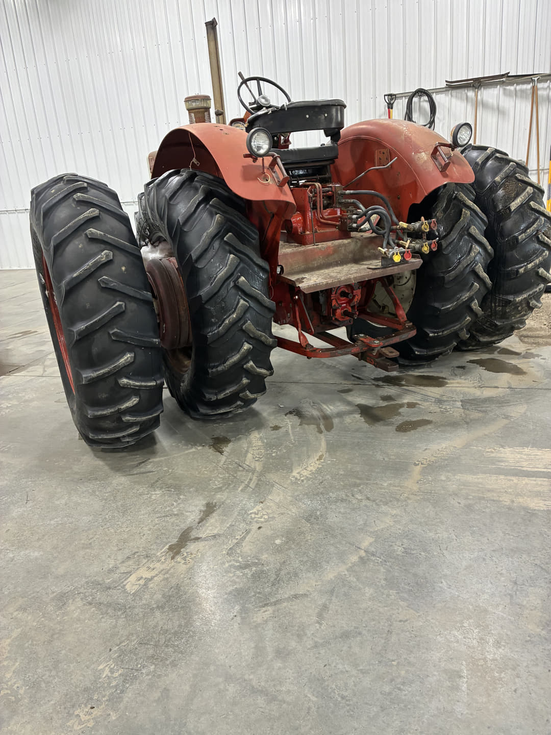 Image of International Harvester 1206 Image 1