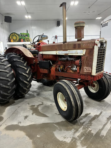 Main image International Harvester 1206