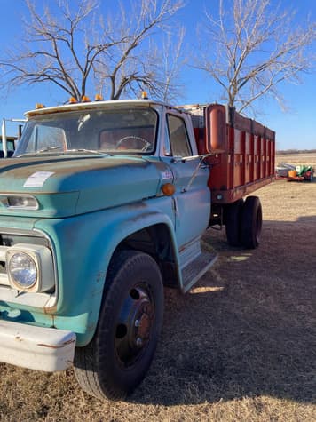 Main image Chevrolet C60