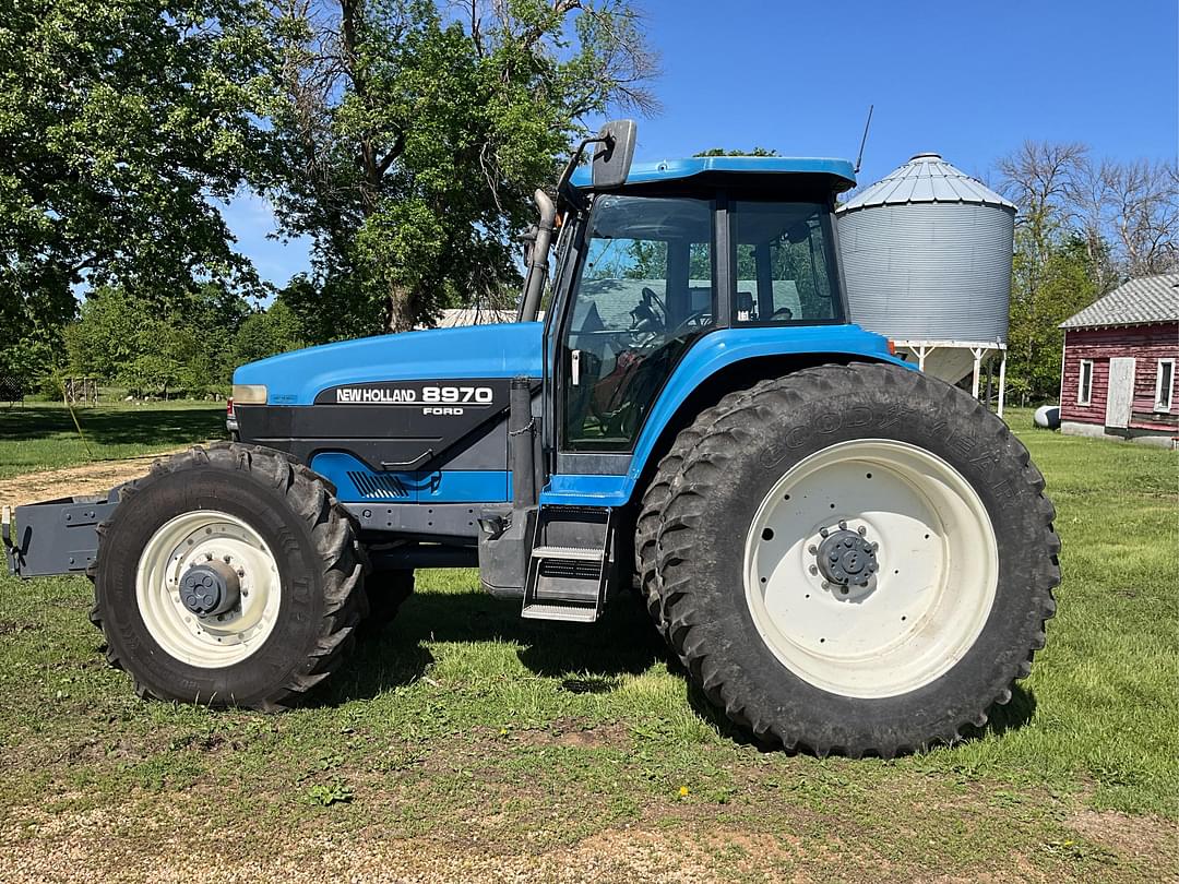 Image of New Holland 8970 Primary image