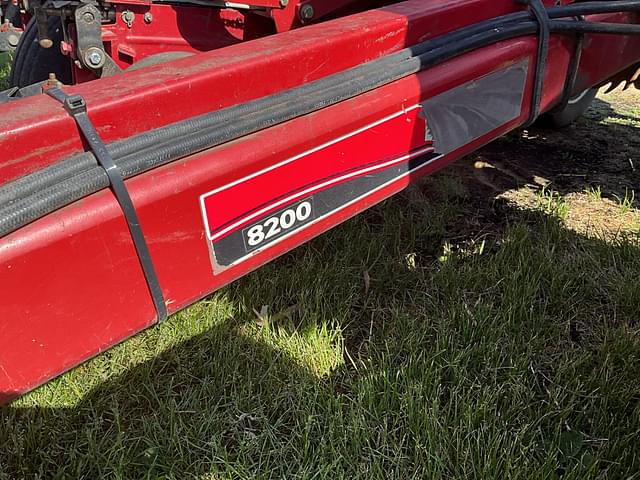 Image of White 8200 equipment image 2