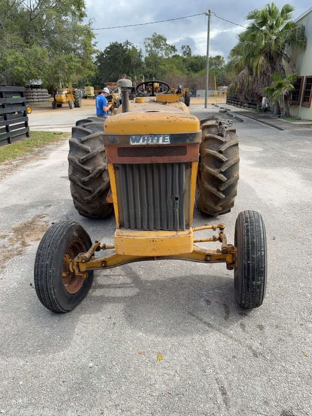 Image of Minneapolis-Moline Jet Star 3 equipment image 2