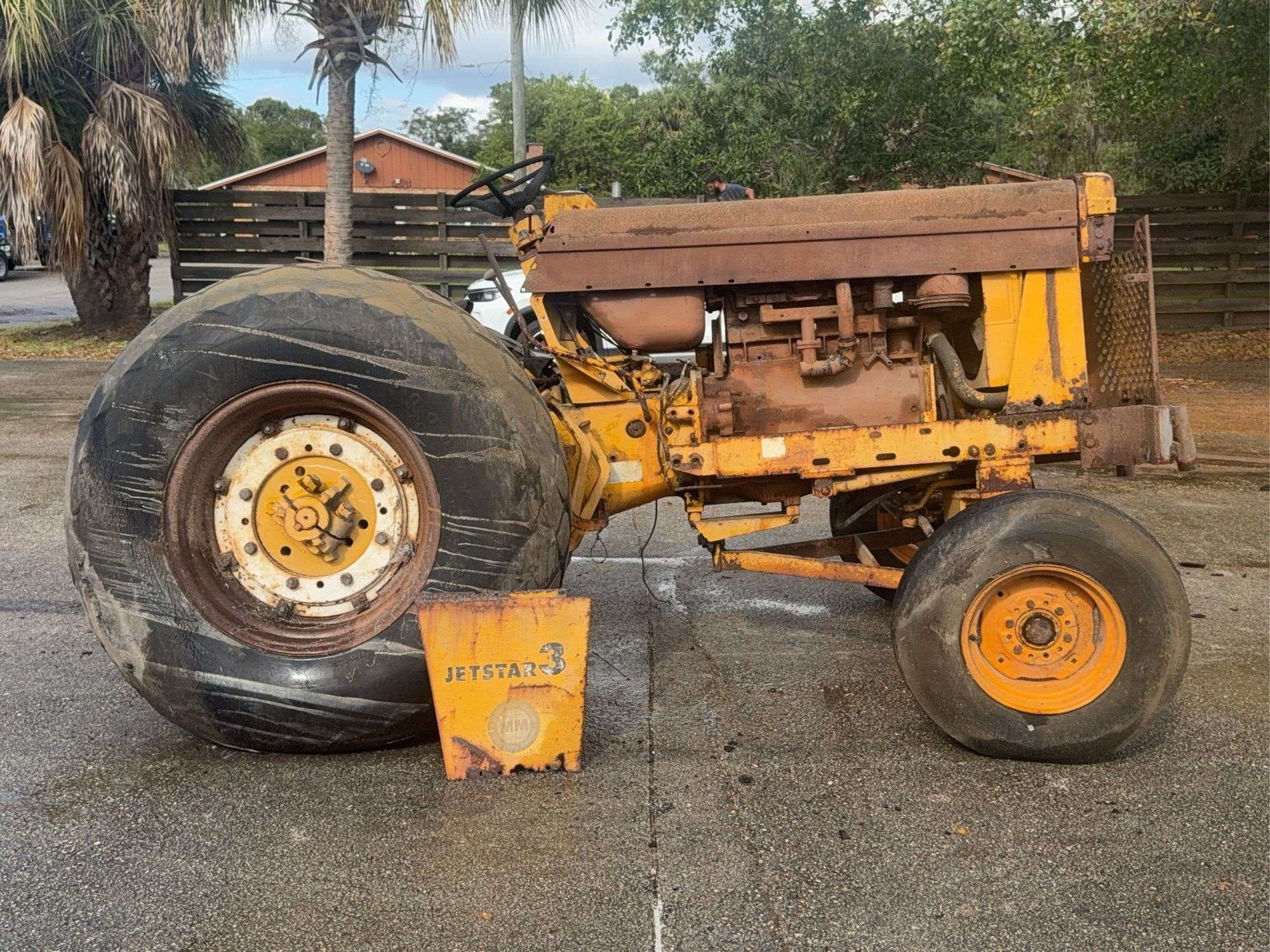 Minneapolis-Moline Jet Star 3 Equipment Image0