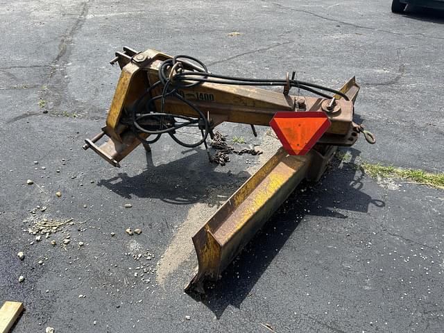Image of Servis R1400 equipment image 3
