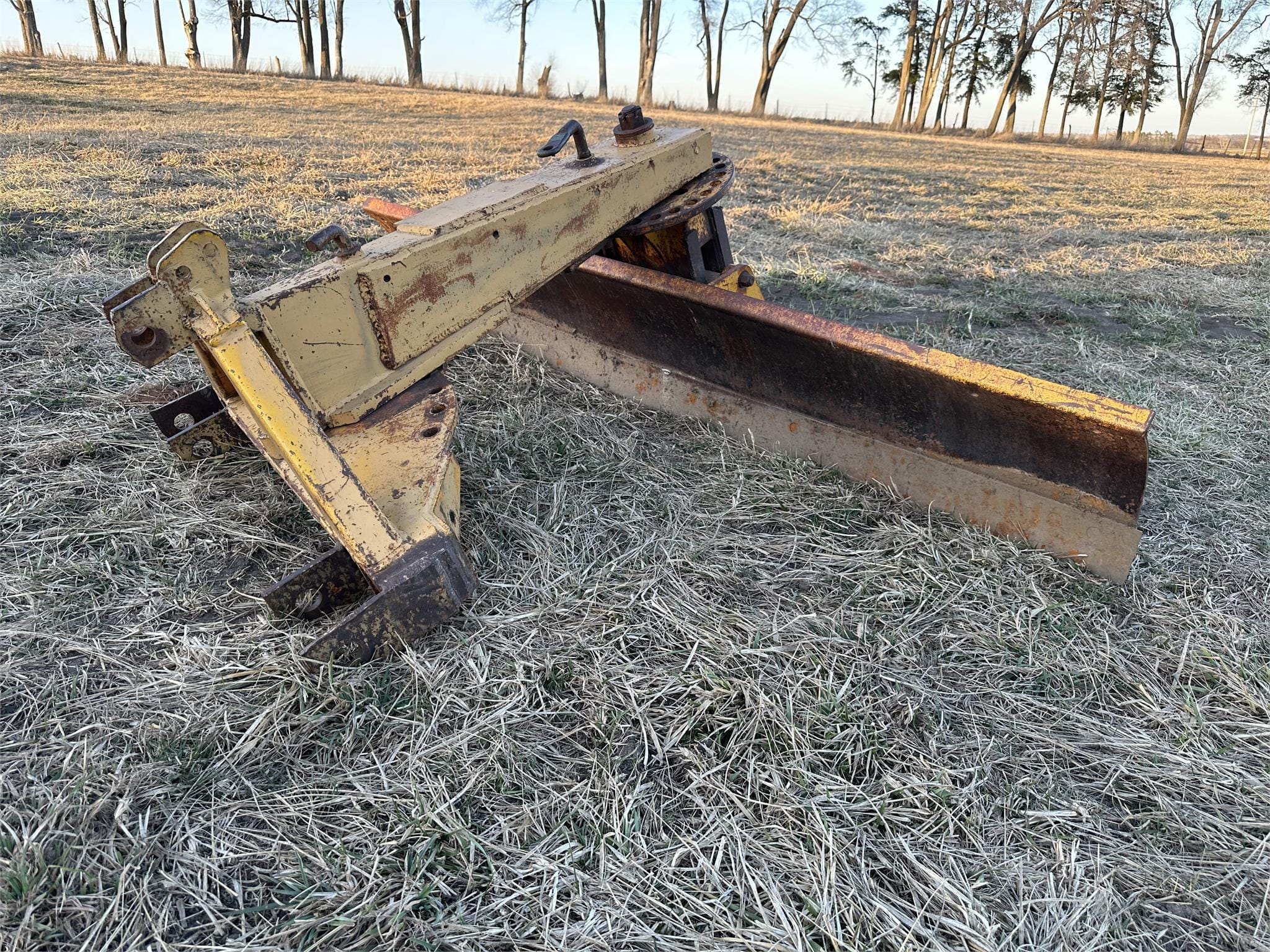 Main image Servis SR