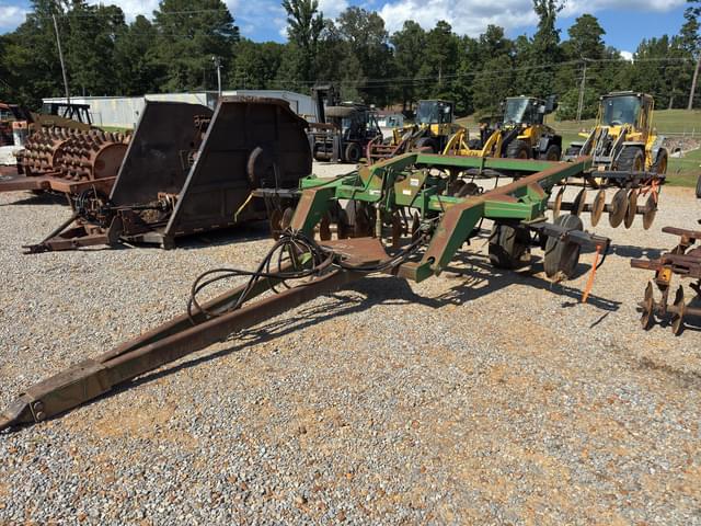 Image of John Deere 630 equipment image 2