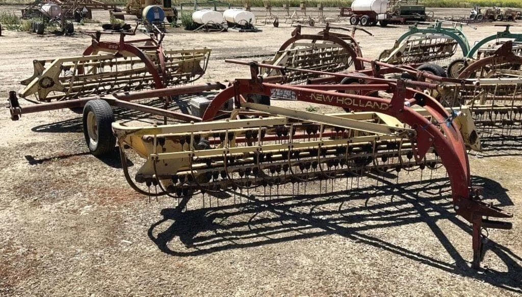 Image of New Holland 260 Primary image