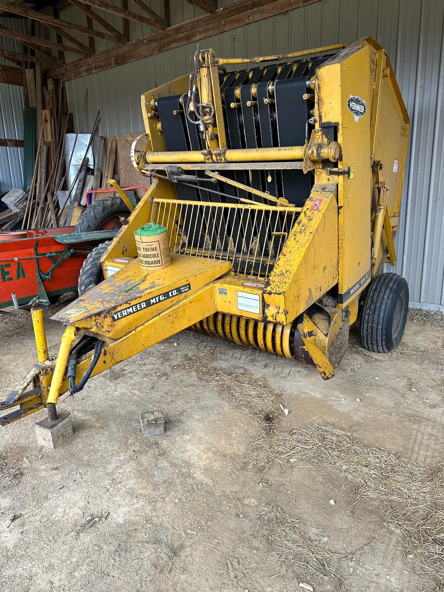 Main image Vermeer 605G