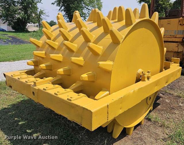 Image of Custom Built Sheepsfoot Roller equipment image 3