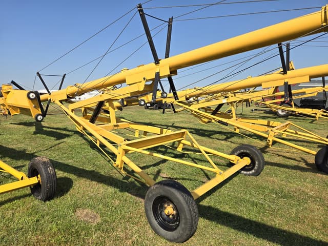 Image of Sheyenne 1410 equipment image 2