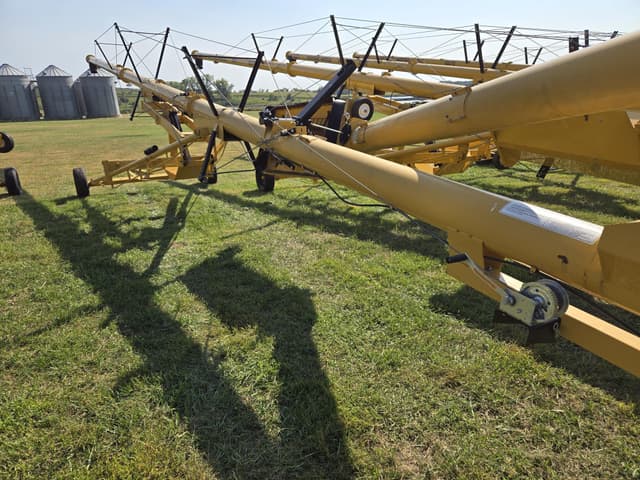 Image of Sheyenne 1410 equipment image 4